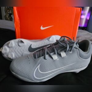 Nike Silver Softball Cleats